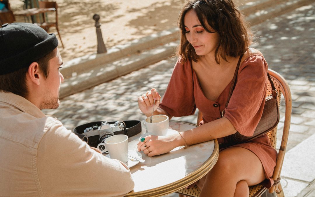 Dating in the Fast Lane: The Busy Woman’s Secret to Effortless Attraction